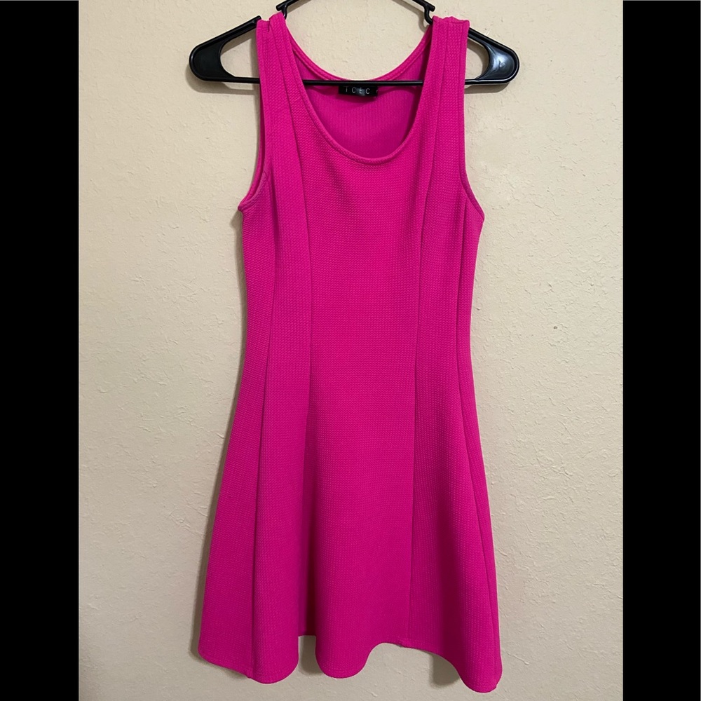 TCEC hot pink size medium dress